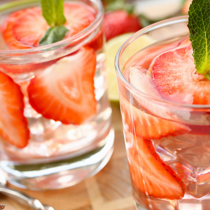 Erdbeerbowle (alkoholfrei) - das perfekte Sommergetränk