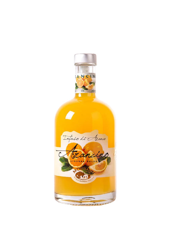 Mein-Weinhandel Morelli Arancino Orangenlikör in einer 0,5l Flasche mit hellem Etikett und leuchtend gelber Farbe