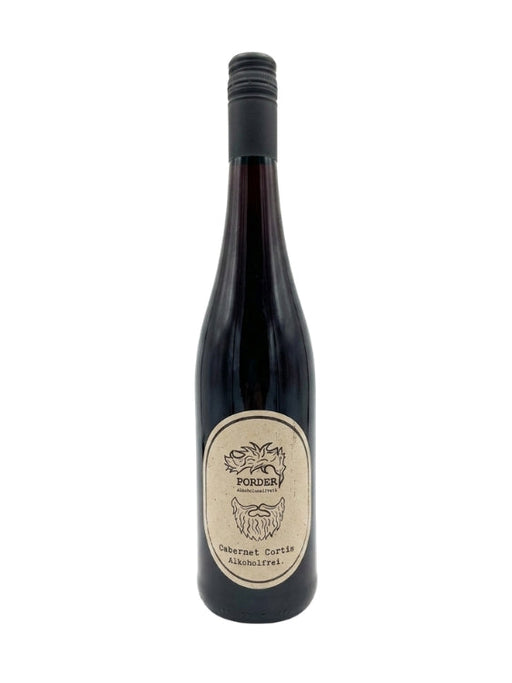 Mein-Weinhandel Porder Cabernet Cortis 2024 alkoholfreier Rotwein in einer eleganten Weinflasche vor weißem Hintergrund